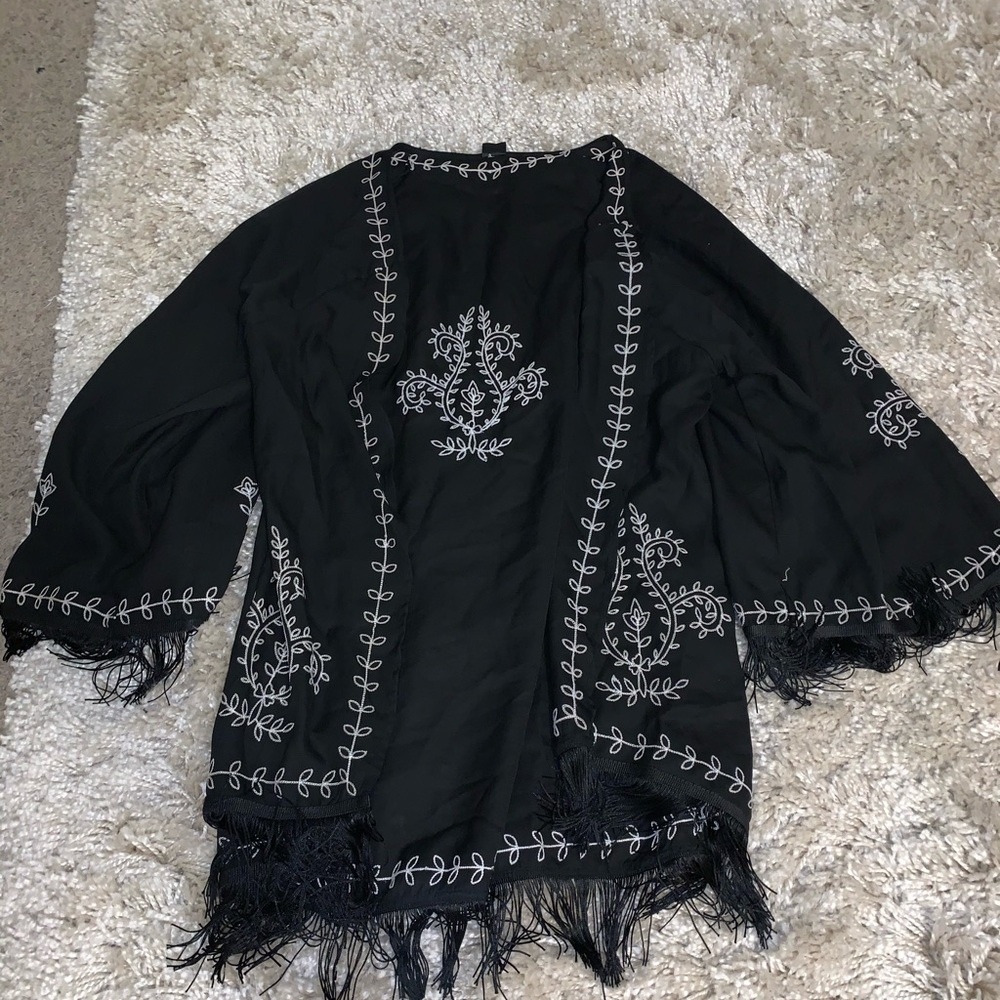 Black and white embroidery kimono